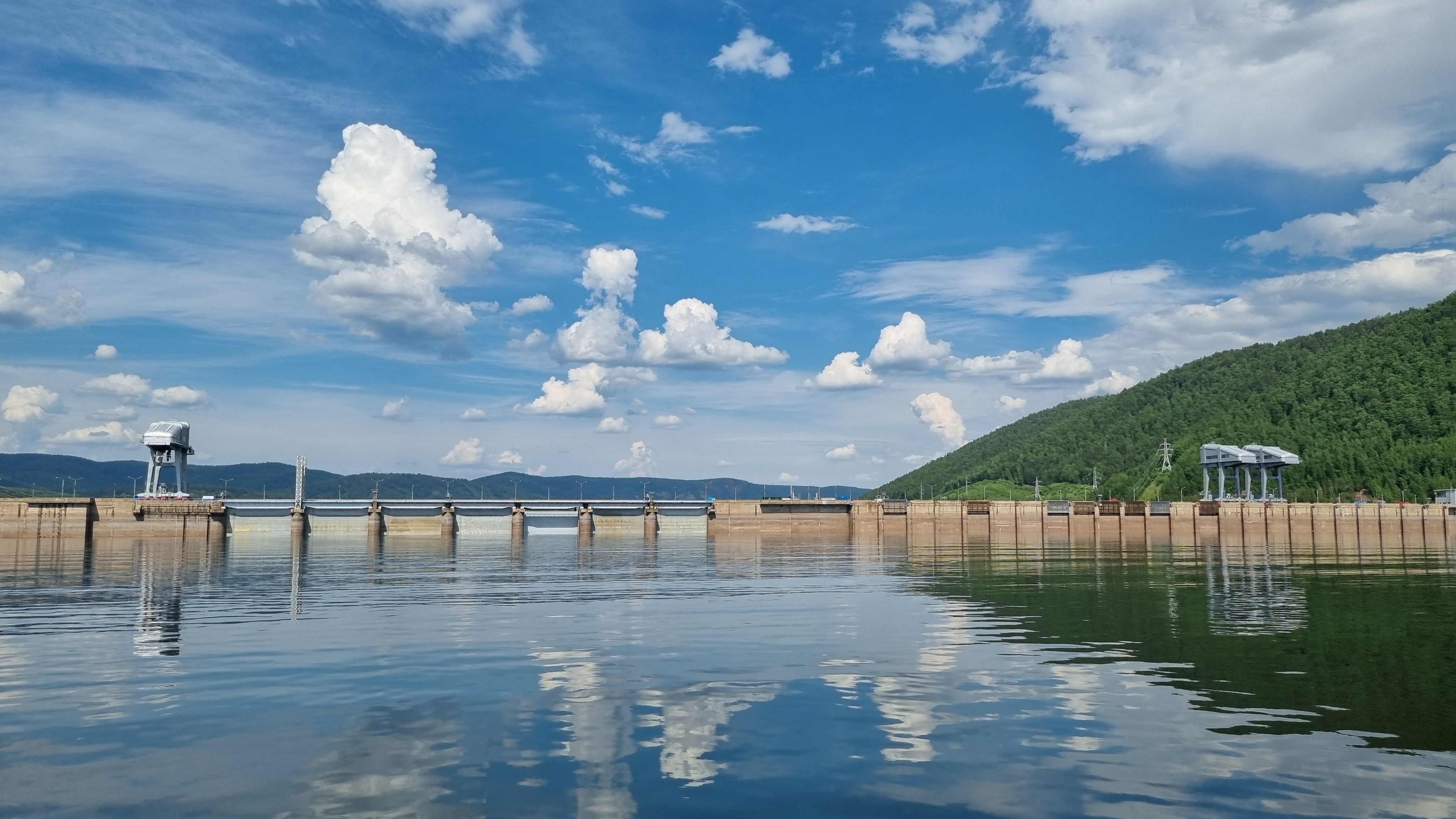 Тур на море на катере "Сибирь"