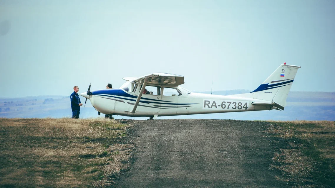 Прогулочный полет над городом на самолёте Cessna-172