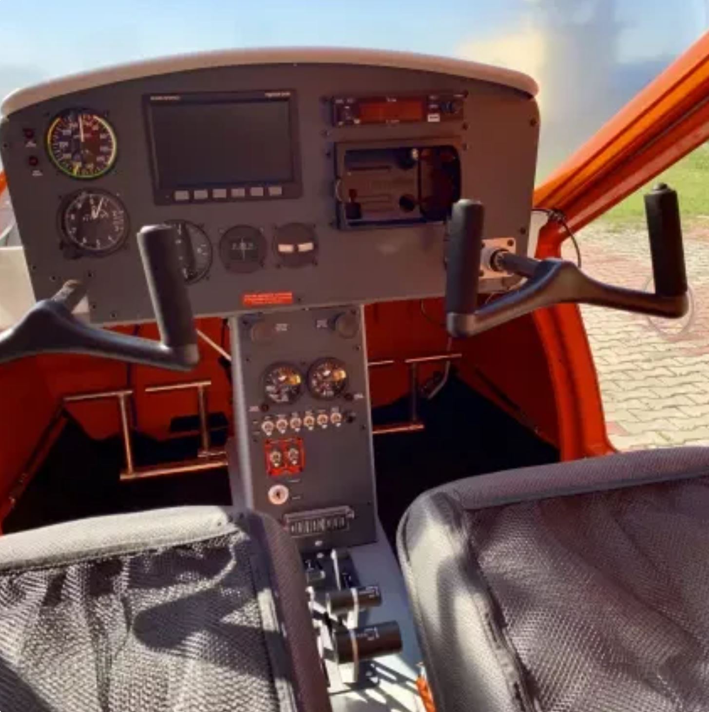 Знакомство с небом (Аэропракт А-32) + бесплатная Съемка GoPro