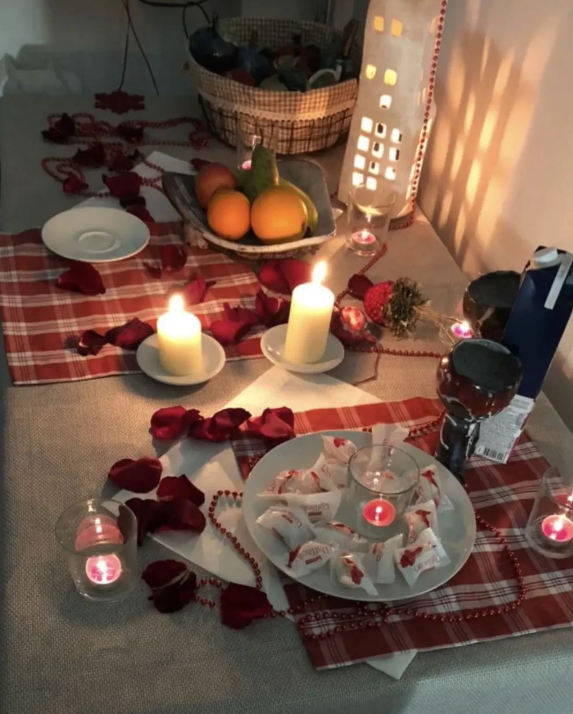 Романтическое свидание: Лепка из глины