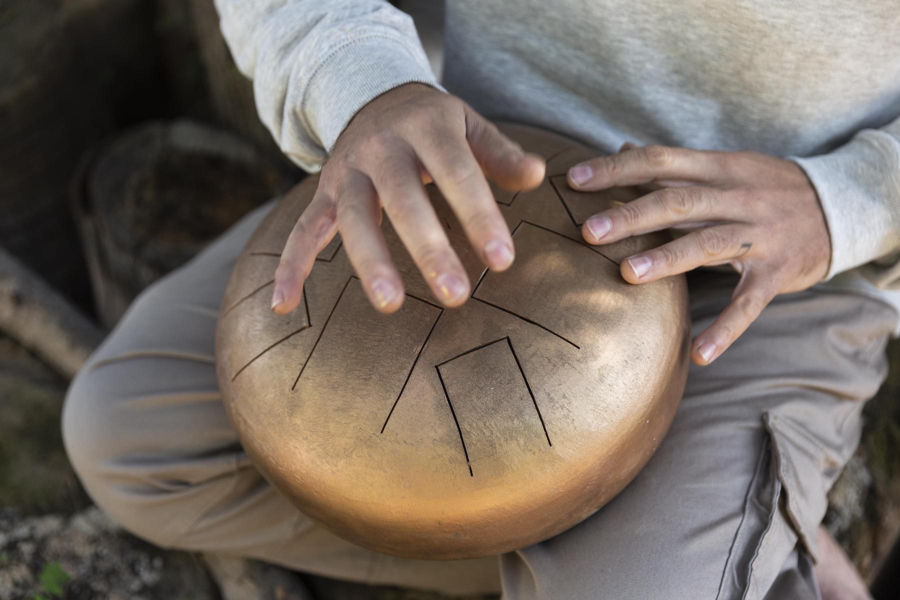 Урок игры на HANG DRUM