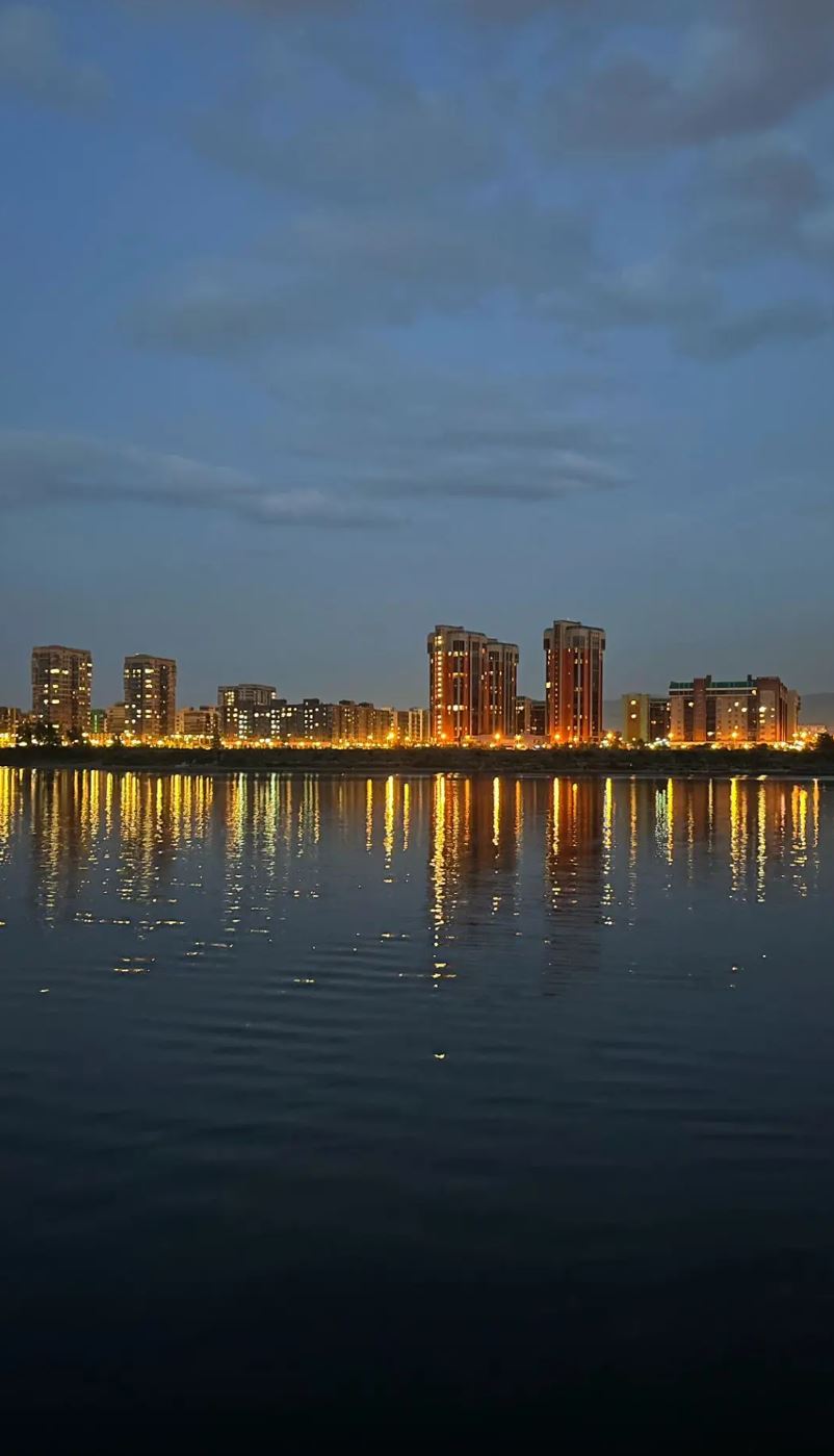 Вечерняя прогулка на катере