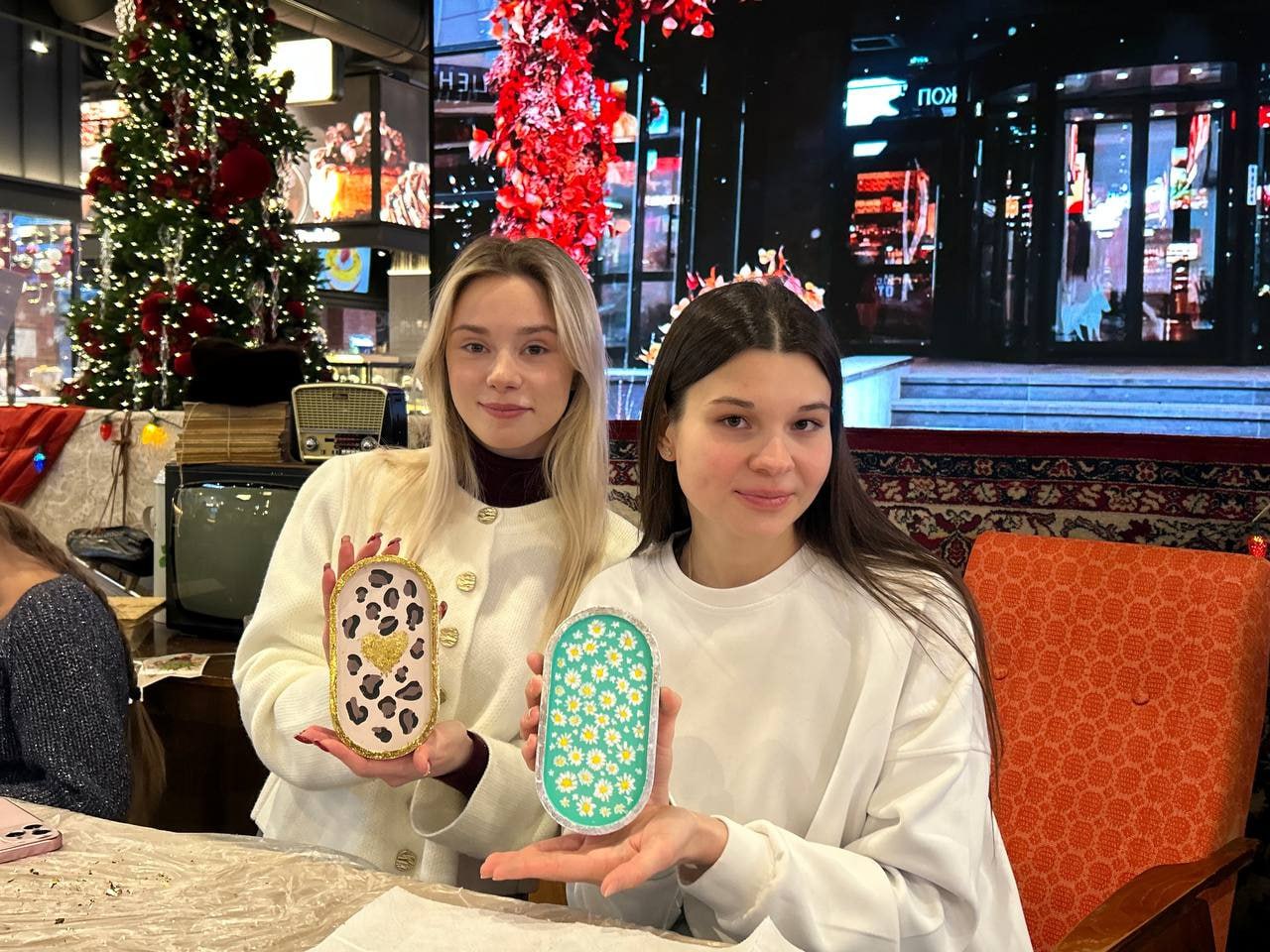 Мастер-класс для двоих "Заливка и роспись гипсовых фигур"