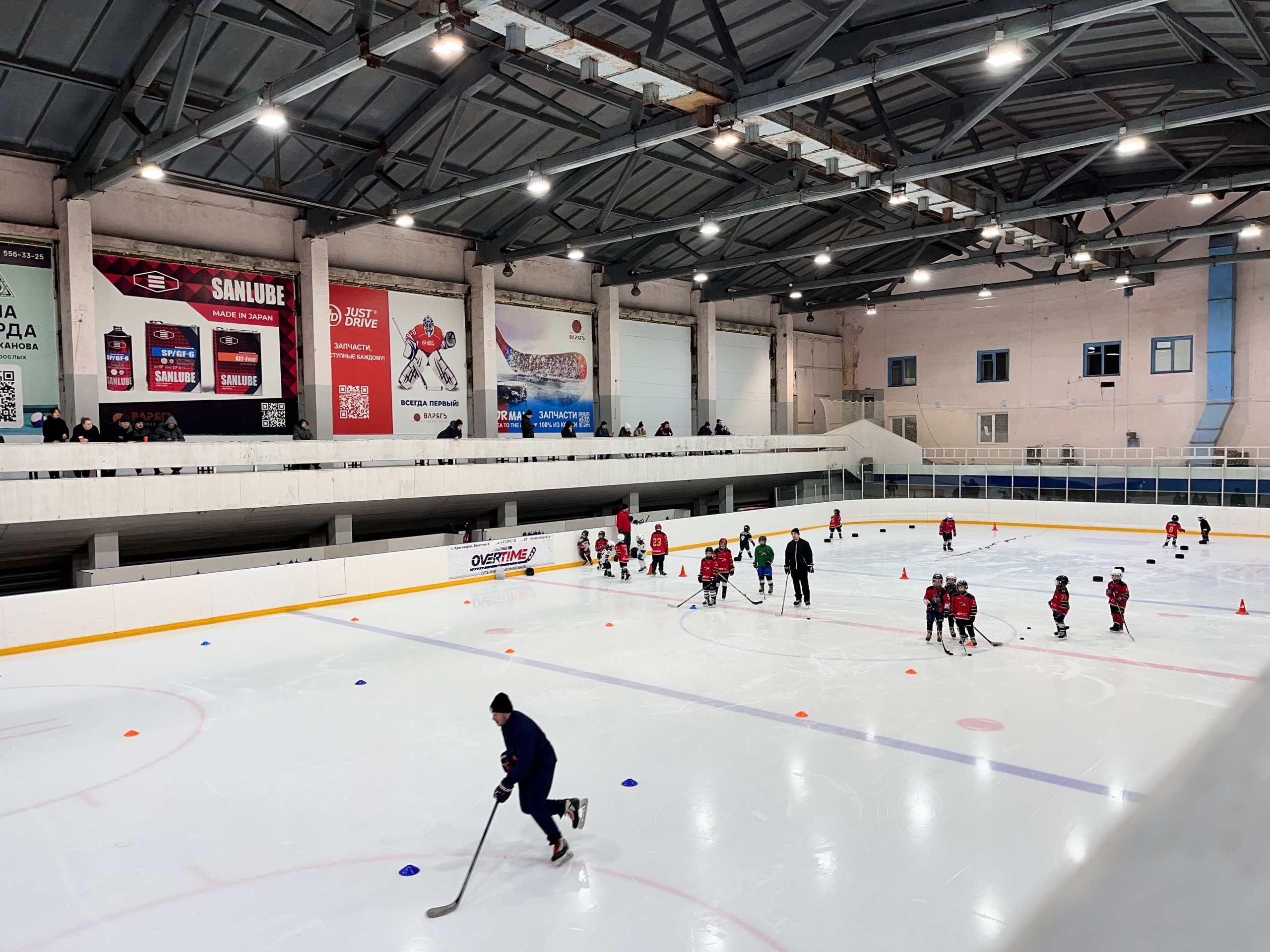 Вход на массовое катание на коньках