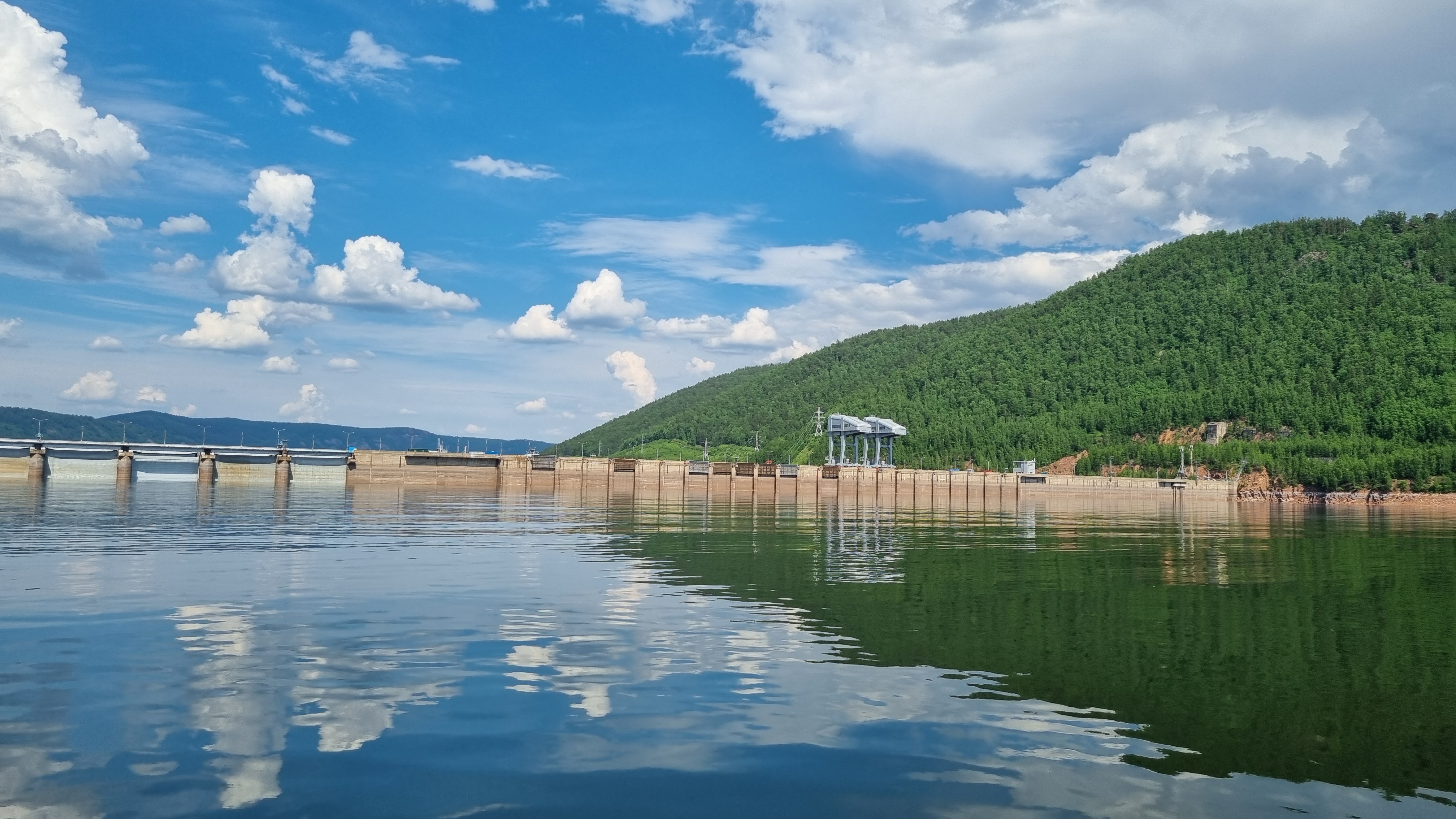 Прогулка на море на катере "Сибирь"